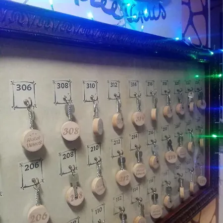 Venus מלון 3*