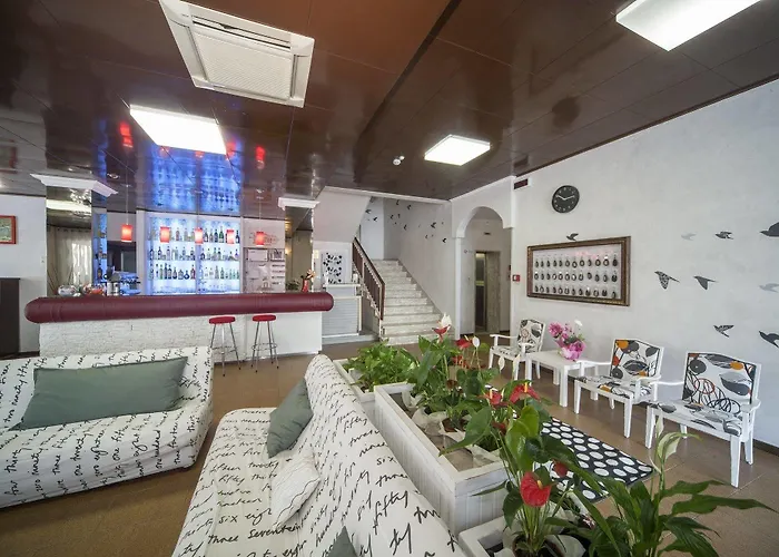 Venus Hotel 3*
